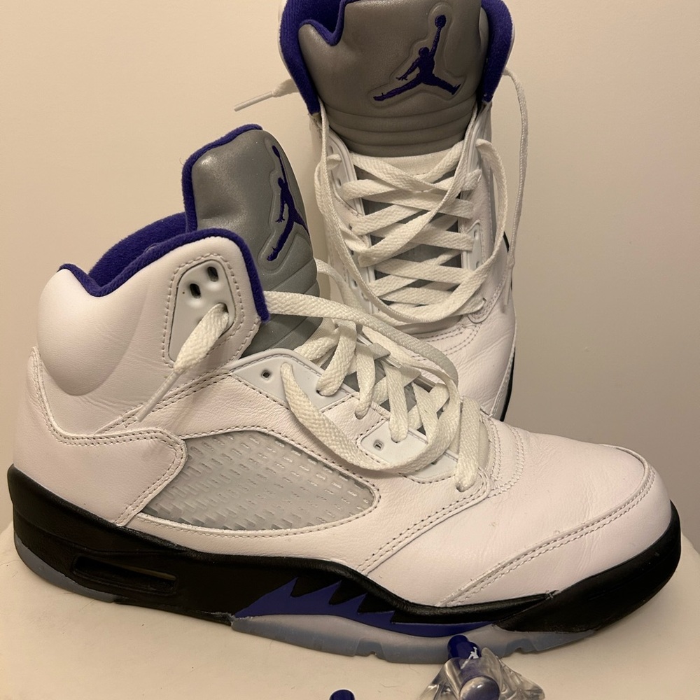 Nike Air Jordan 5 Retro Men's Size 9 Sneakers